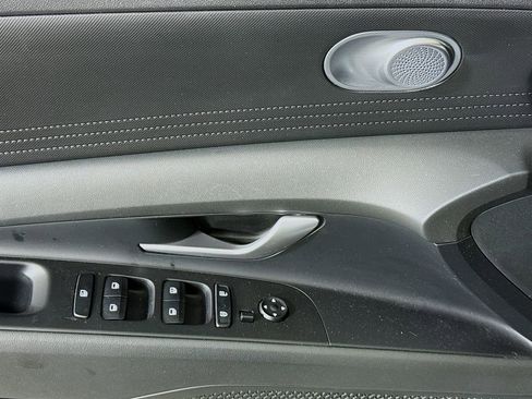 Certified 2023 Hyundai Elantra SEL FWD image 22