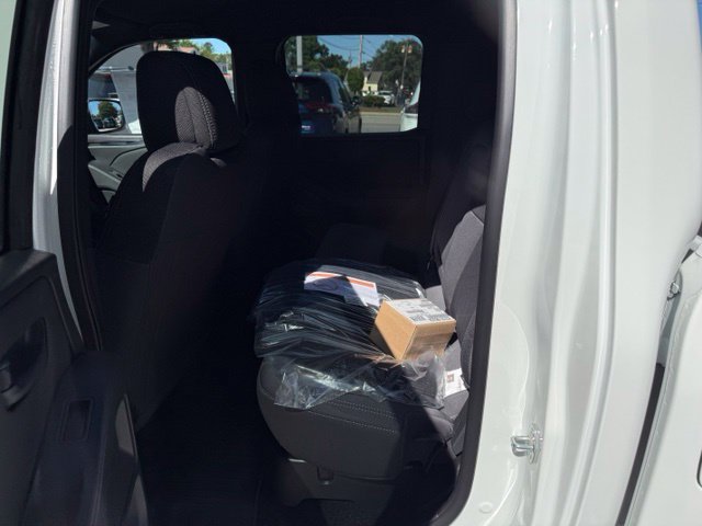 New 2026 Nissan Frontier SV w/ SV Convenience Package AWD/4WD image 23