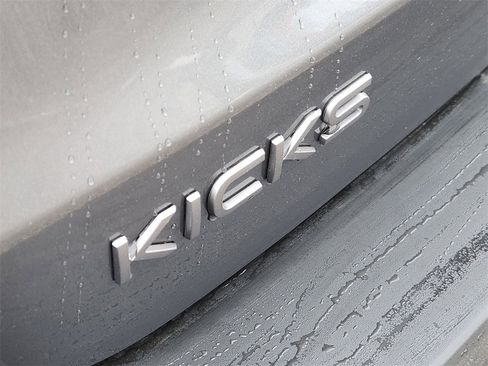 New 2026 Nissan Kicks SV image 8