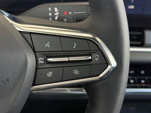New 2026 Chevrolet Equinox LT w/ Convenience Package II FWD image 29