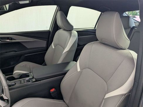 Certified 2025 Toyota Camry SE w/ Convenience Package FWD image 12