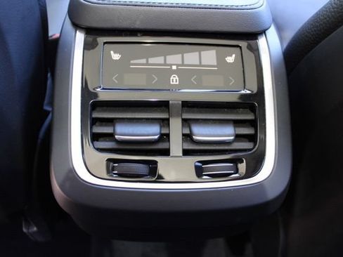 Certified 2023 Volvo XC90 B6 Plus w/ Protection Package Premier AWD/4WD image 23