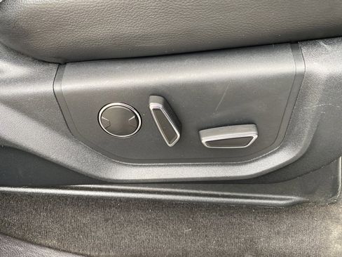 Used 2019 Ford F250 Lariat image 15