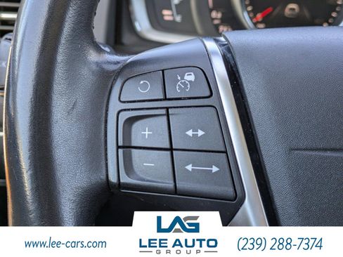 Used 2017 Volvo XC60 T5 Inscription w/ Advanced Package image 22