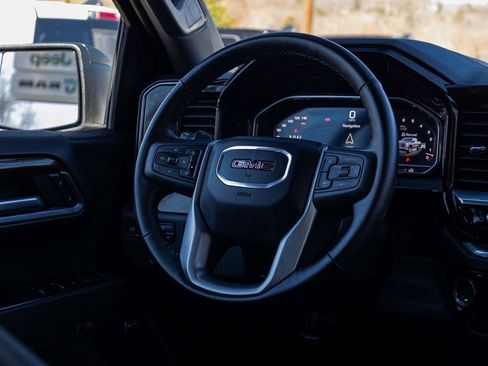 Used 2025 GMC Sierra 1500 Elevation w/ Preferred Package AWD/4WD image 25