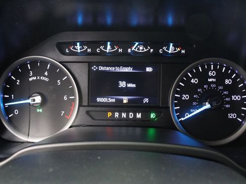 Used 2020 Ford Expedition XLT w/ Equipment Group 201A image 9