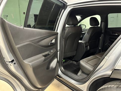 Used 2025 Buick Envista Sport Touring w/ Convenience I Package FWD image 19