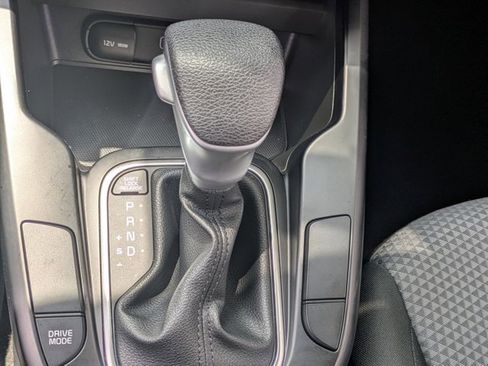 Used 2023 Kia Soul LX FWD image 12