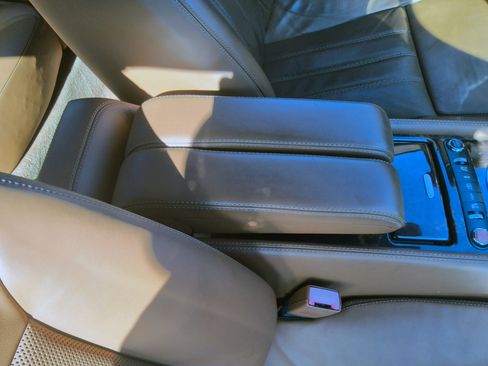 Used 2013 Bentley Flying Spur Flying Spur image 48