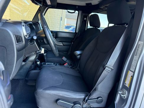 Used 2015 Jeep Wrangler Unlimited Sport w/ Quick Order Package 24S image 17