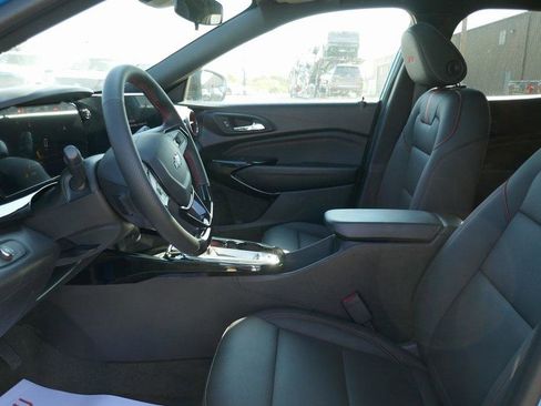 New 2026 Chevrolet Trax RS w/ Sunroof Package image 12