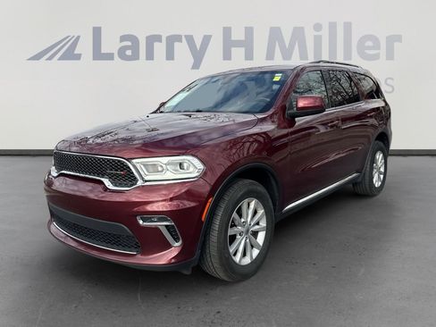 Certified 2022 Dodge Durango SXT w/ Trailer Tow Group IV image 4