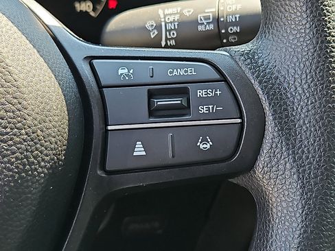 Used 2023 Honda CR-V LX image 22