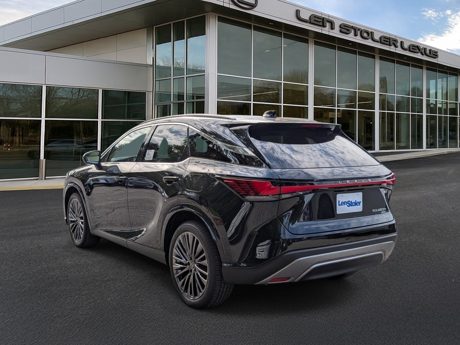 New 2026 Lexus RX 450h AWD w/ Convenience Package image 3