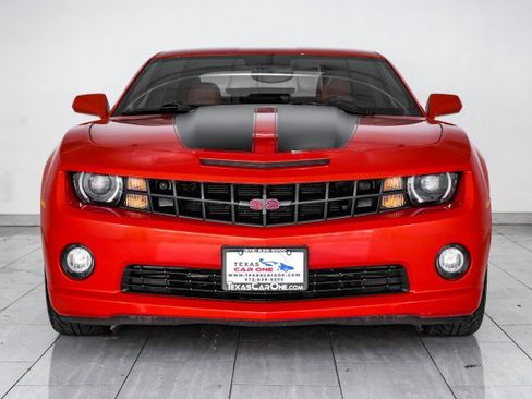 Used 2010 Chevrolet Camaro SS w/ RS Package image 3