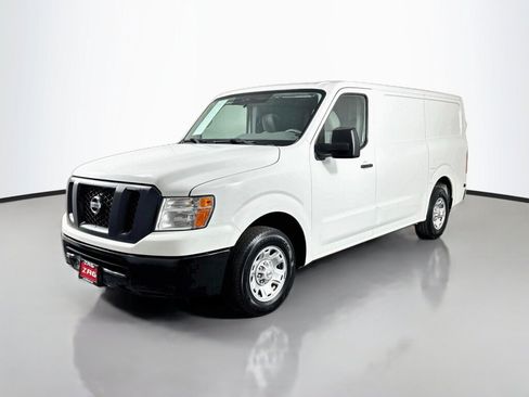 Used 2016 Nissan NV 1500 SV RWD image 1