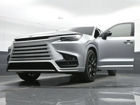 Certified 2025 Lexus TX 350 AWD w/ Technology Package image 9