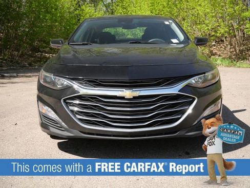 Used 2024 Chevrolet Malibu LT FWD image 2