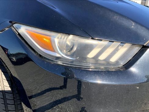 Used 2016 Ford Mustang GT Premium image 23