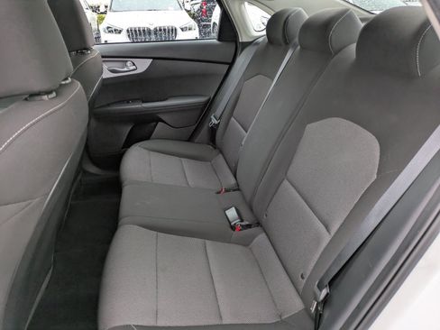 Certified 2023 Kia Forte LXS FWD image 9