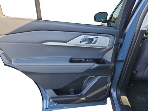 New 2026 Ford Explorer Active image 23