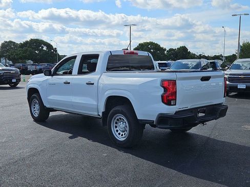 Used 2023 Chevrolet Colorado W/T RWD image 15