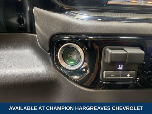 Used 2025 Chevrolet Silverado 1500 ZR2 w/ Technology Package AWD/4WD image 22