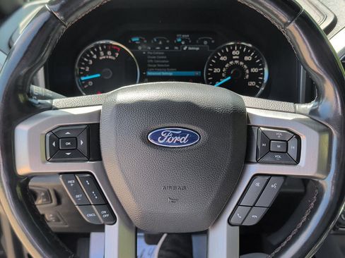 Used 2019 Ford F150 Platinum w/ Equipment Group 701A Luxury AWD/4WD image 15