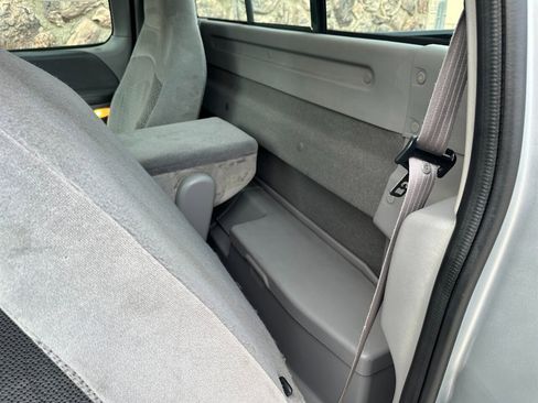 Used 1999 Ford F150 4x4 Regular Cab image 19