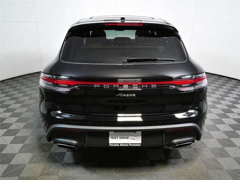 Used 2026 Porsche Macan Turbo AWD/4WD image 32
