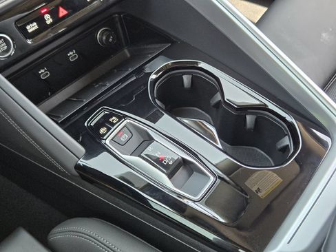 Certified 2025 Audi Q5 Prestige AWD/4WD image 25