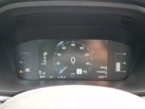 Used 2019 Volvo XC60 T6 Momentum w/ Protection Package Premier AWD/4WD image 20
