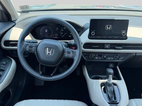 Certified 2024 Honda HR-V LX image 11