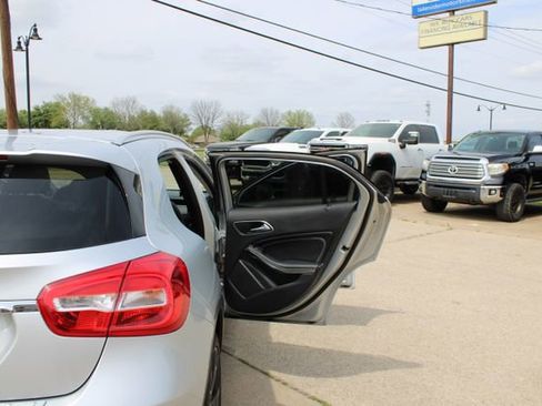 Used 2019 Mercedes-Benz GLA 250 image 45
