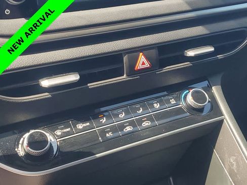 Used 2023 Hyundai Sonata SE image 27