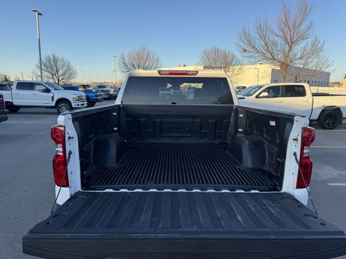 Used 2025 Chevrolet Silverado 1500 LT image 22