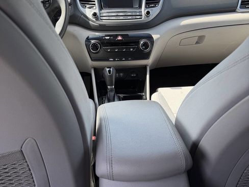 Used 2017 Hyundai Tucson SE FWD image 21