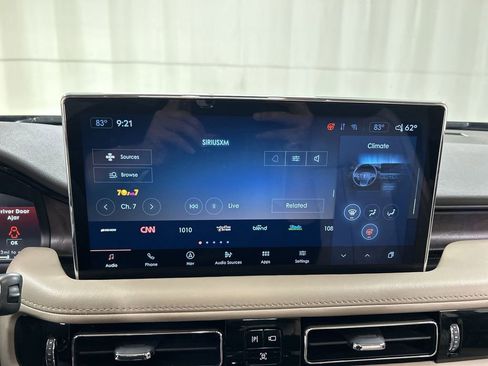 Used 2022 Lincoln Nautilus Reserve w/ Equipment Group 201A image 14