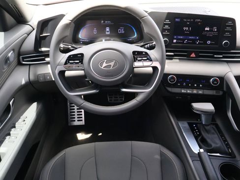 Used 2026 Hyundai Elantra Sport FWD image 9