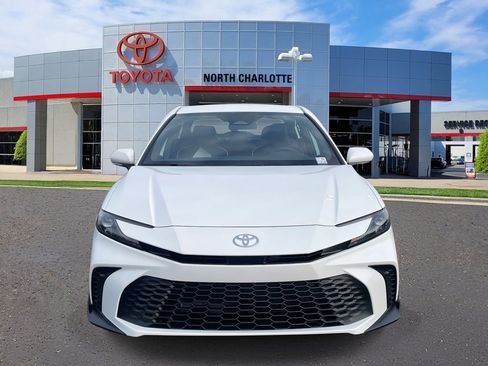 New 2026 Toyota Camry SE image 3