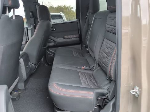 Used 2023 Nissan Frontier PRO-4X w/ Technology Package image 24