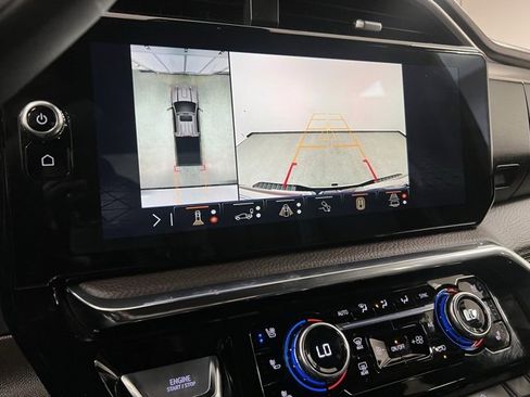 Used 2024 GMC Sierra 2500 Denali image 41