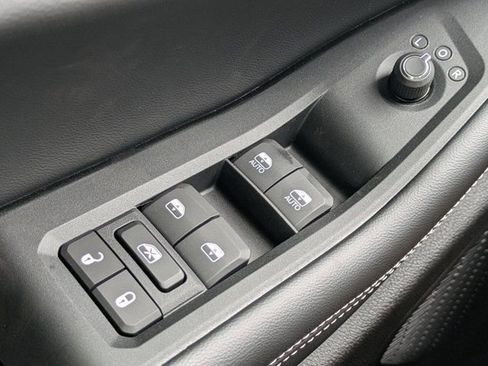 New 2025 Jeep Grand Cherokee L Laredo AWD/4WD image 21