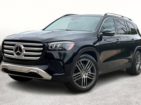 Used 2024 Mercedes-Benz GLS 450 4MATIC image 15