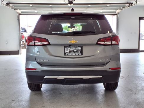 Used 2024 Chevrolet Equinox LT AWD/4WD image 18