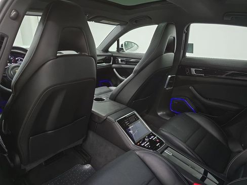 Certified 2020 Porsche Panamera RWD image 28