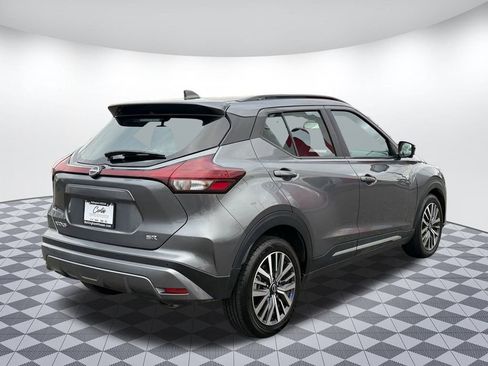 Used 2024 Nissan Kicks SR image 7