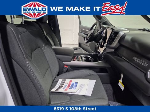 New 2026 RAM 1500 Big Horn AWD/4WD image 9