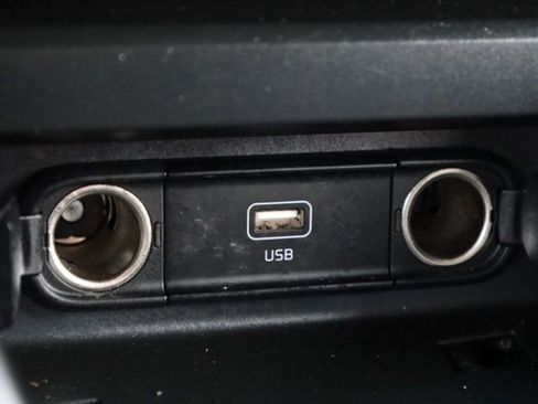 Used 2024 Kia Soul LX image 27