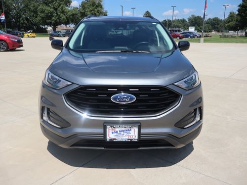 Used 2023 Ford Edge SEL w/ Sport Appearance Package AWD/4WD image 3